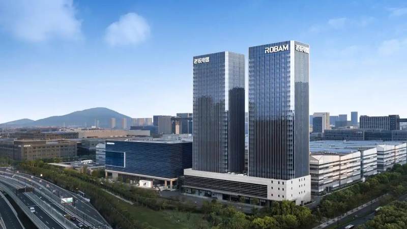 赛事状态码中完场与腰斩的判定逻辑区别